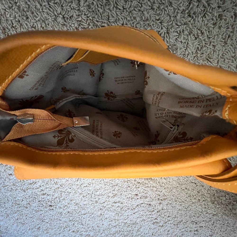 Handbag made in Italy--like new